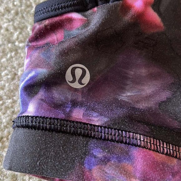 Lululemon bra - Picture 5 of 8